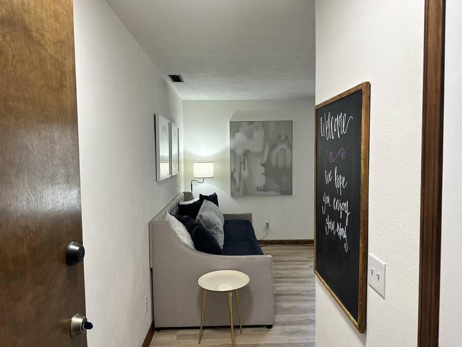 Capital Suite On 6Th Street - King Bed / Downtown! Σπρίνγκφιλντ Εξωτερικό φωτογραφία